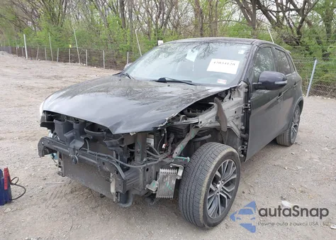 2019 Mitsubishi Outlander Sport 2.0 Es z USA, uszkodzony, nr VIN JA4AP3AU0KU019432